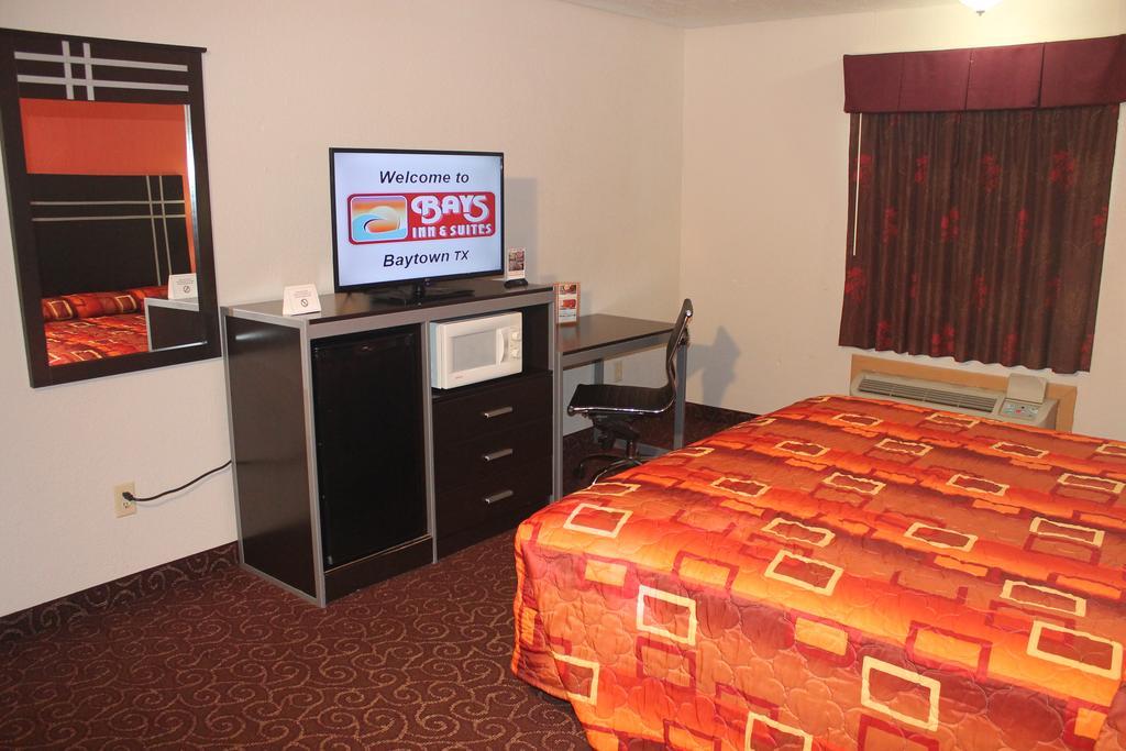 Bays Inn And Suites 贝敦 外观 照片